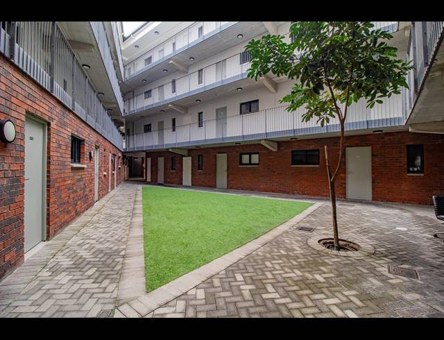 1 bed property for sale in PINELANDS